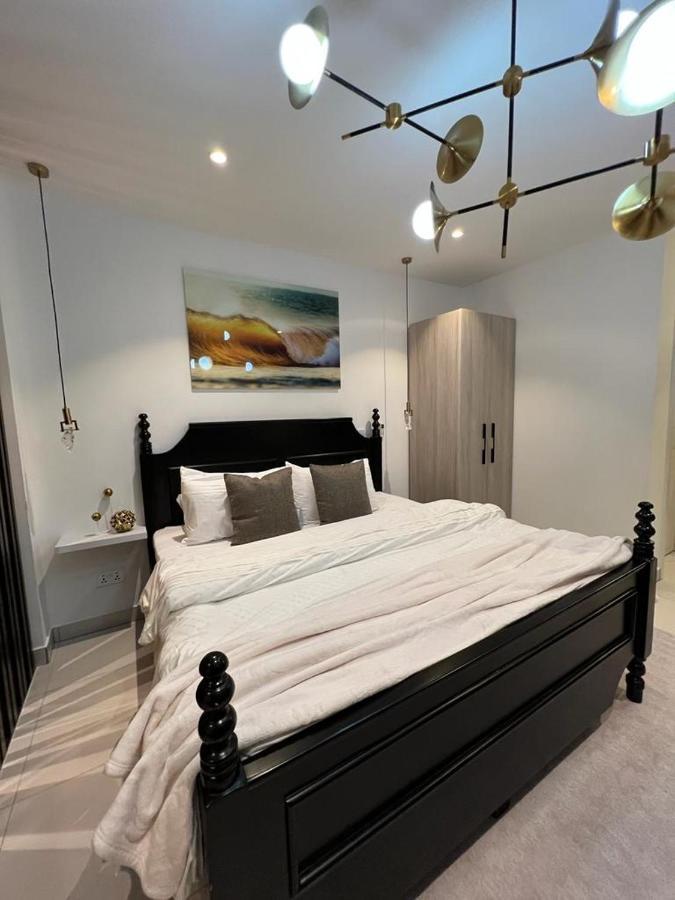 The Lennox Luxury Apartment Acra Exterior foto